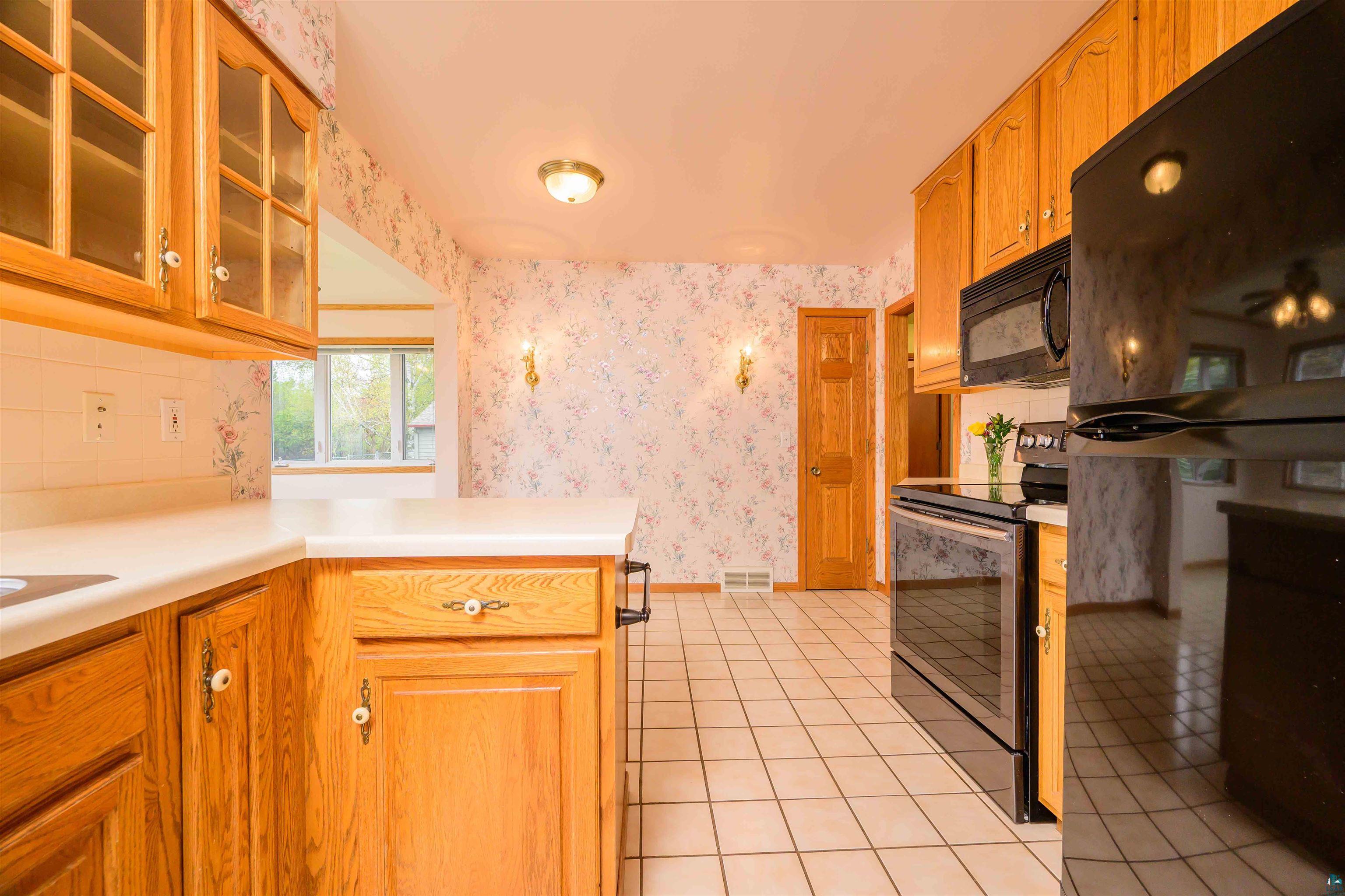 5014 Avondale Street Duluth, MN 55804 - Photo 14 of 68