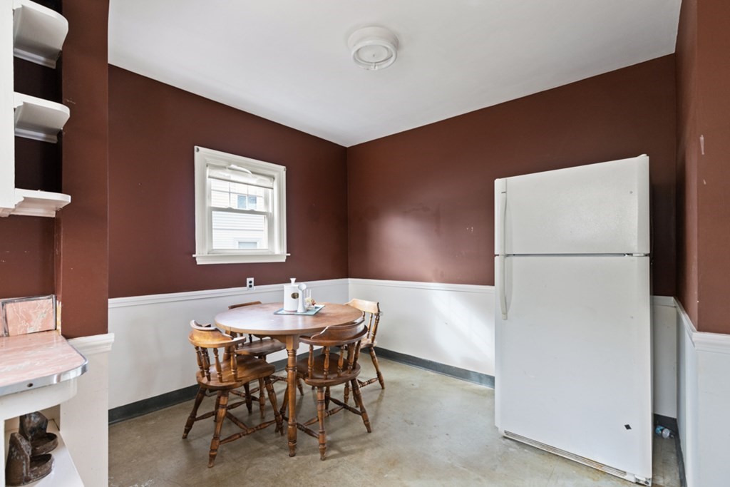 61 Leonard Road Melrose, MA 02176 - Photo 19 of 30 Gallery Image 19