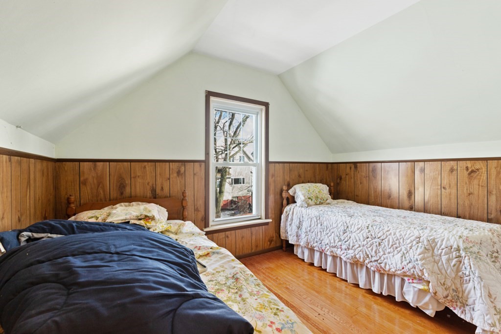 61 Leonard Road Melrose, MA 02176 - Photo 24 of 30 Gallery Image 24
