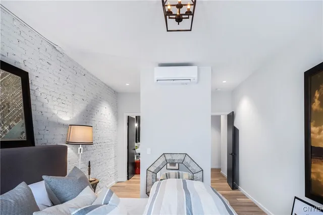 $4,100 | 38 East Genesee Street, Skaneateles, NY 13152