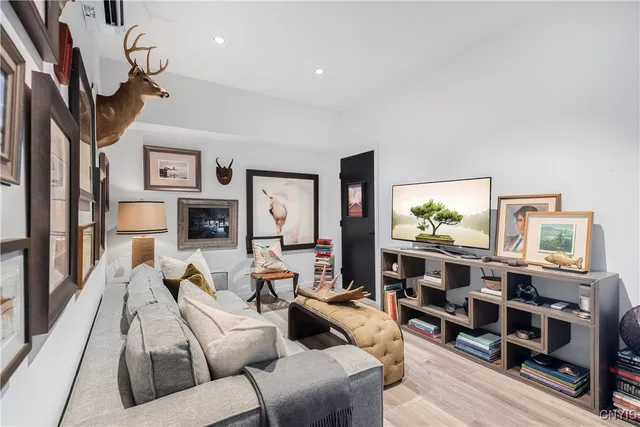 $4,100 | 38 East Genesee Street, Skaneateles, NY 13152