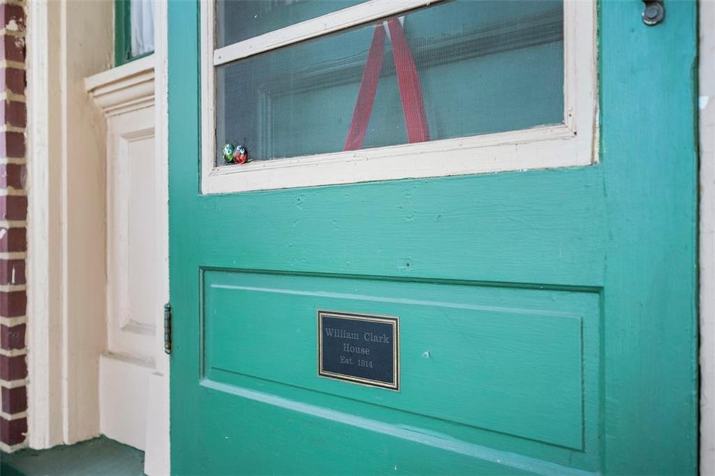 508 Cascade Road Pittsburgh, PA 15221 - Photo 33 of 46 a view of washer and dryer