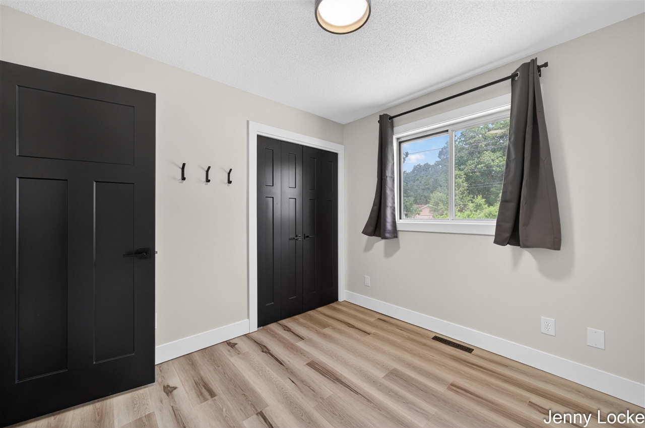 2391 MacArthur Road Muskegon, MI 49442 - Photo 14 of 41
