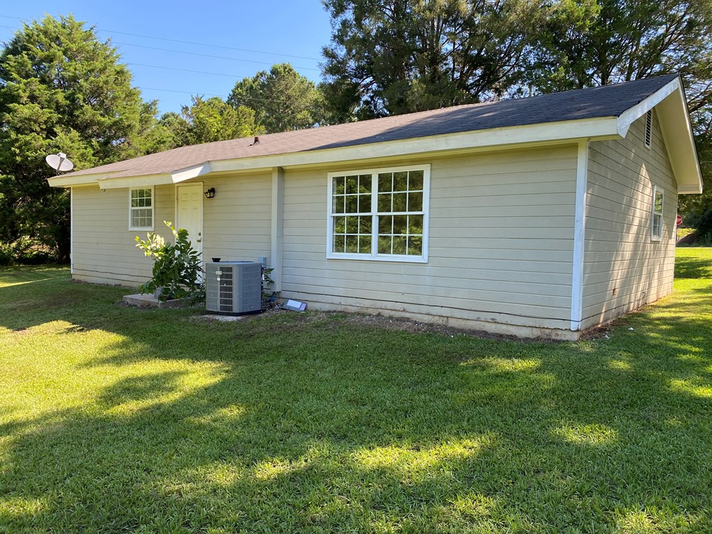 1200 Fleetwood Road Dothan, AL 36305 - Photo 2 of 8 Gallery Image 2