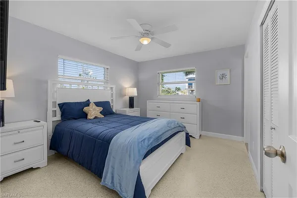 $4,500 | 2 Fairview Boulevard, Fort Myers Beach, FL 33931
