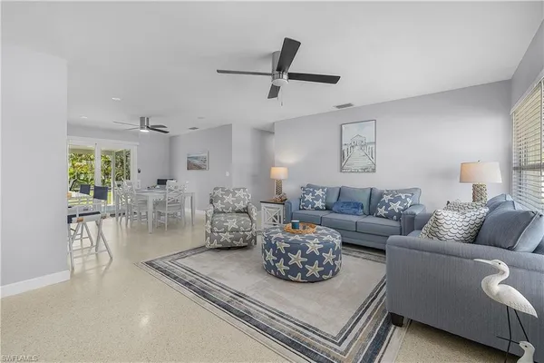 $4,500 | 2 Fairview Boulevard, Fort Myers Beach, FL 33931