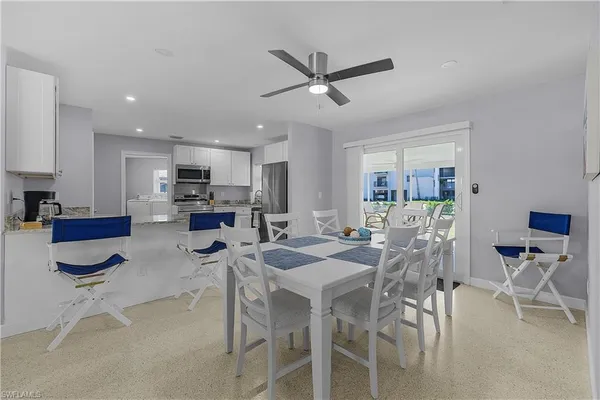 $4,500 | 2 Fairview Boulevard, Fort Myers Beach, FL 33931