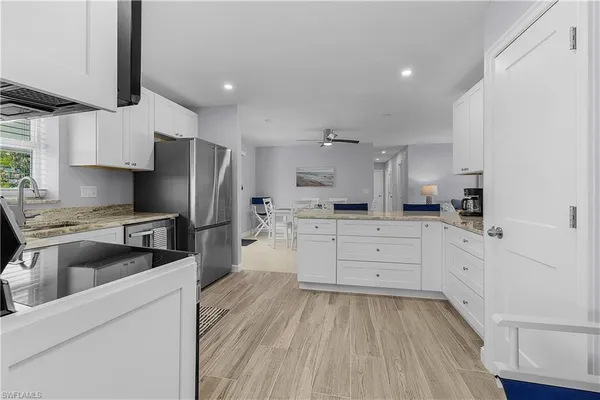 $4,500 | 2 Fairview Boulevard, Fort Myers Beach, FL 33931