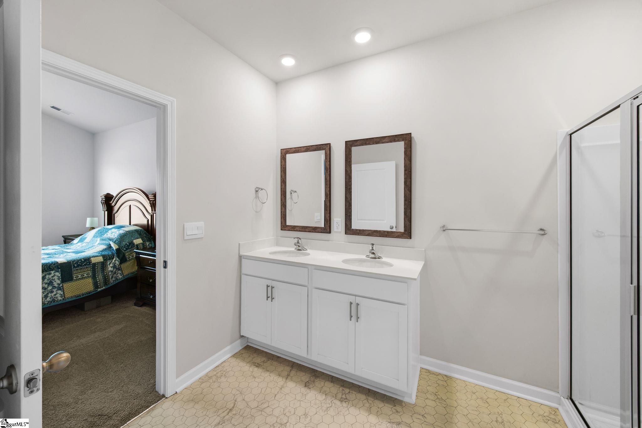 16 Oak Edge Lane Greer, SC 29651 - Photo 23 of 40