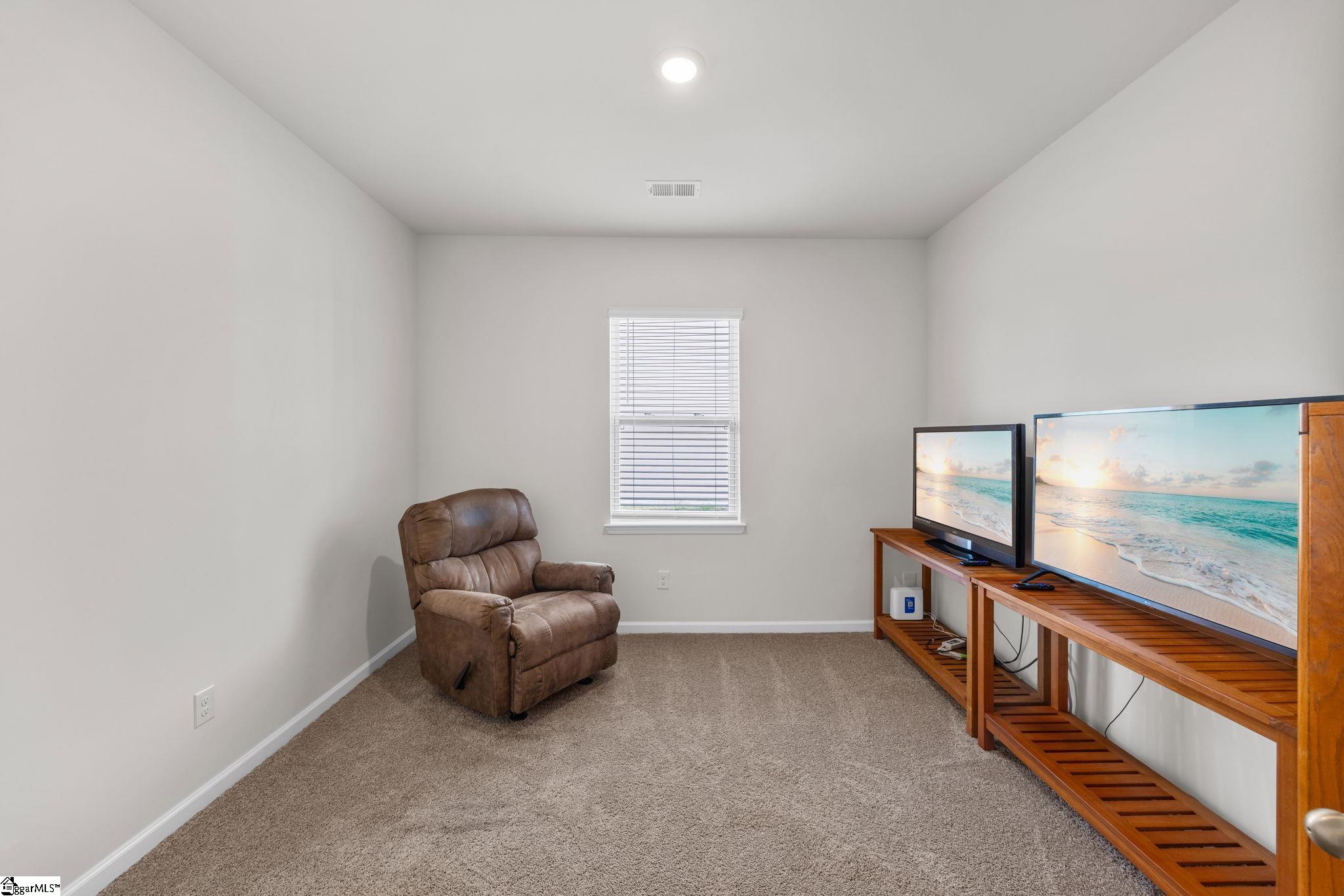 16 Oak Edge Lane Greer, SC 29651 - Photo 9 of 40