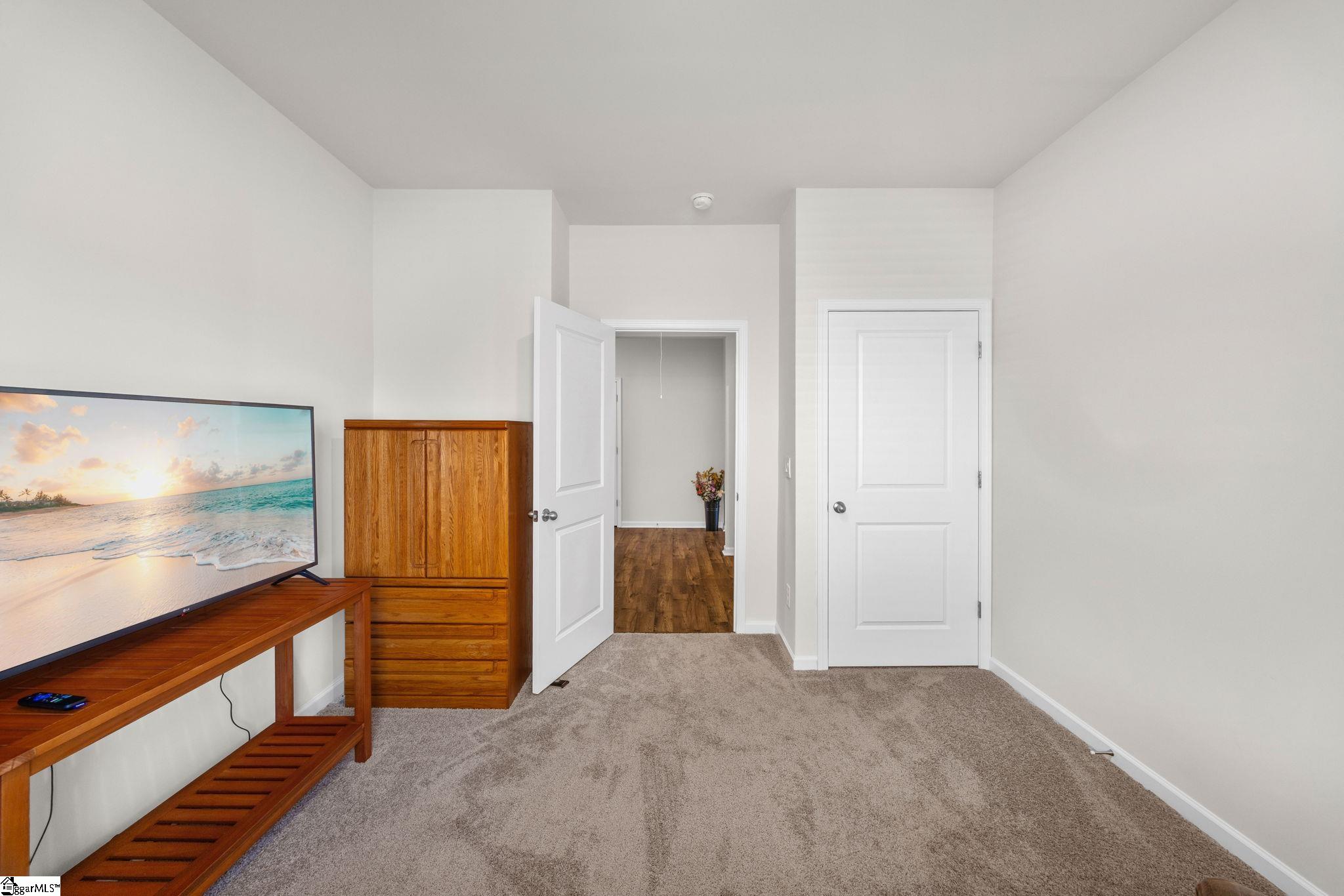 16 Oak Edge Lane Greer, SC 29651 - Photo 10 of 40