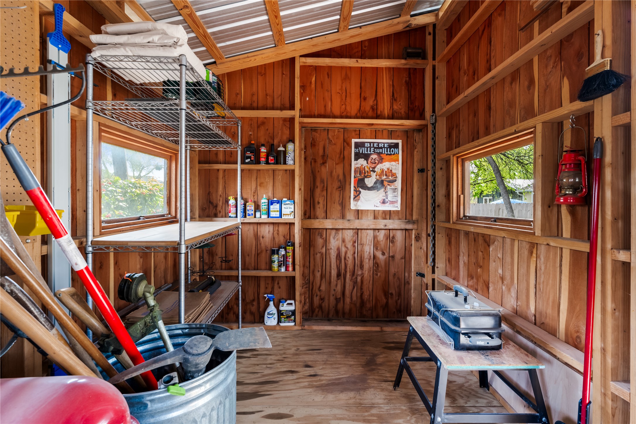 400 Delmar Avenue Austin, TX 78752 - Photo 35 of 36 A quiet, separate workspace that can shift between storage, gardening use, or a place to focus on hands-on work