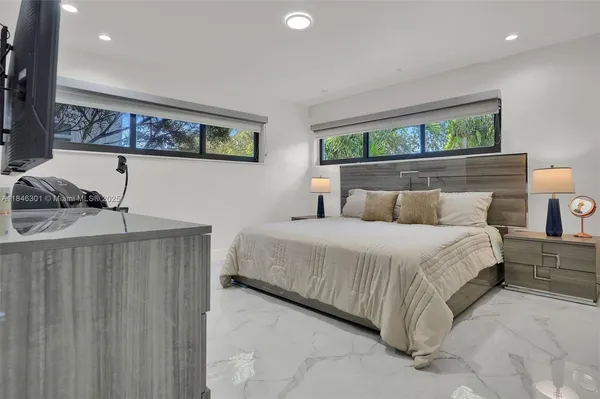 $2,550,000 | 1501 Algardi Avenue, Coral Gables, FL 33146