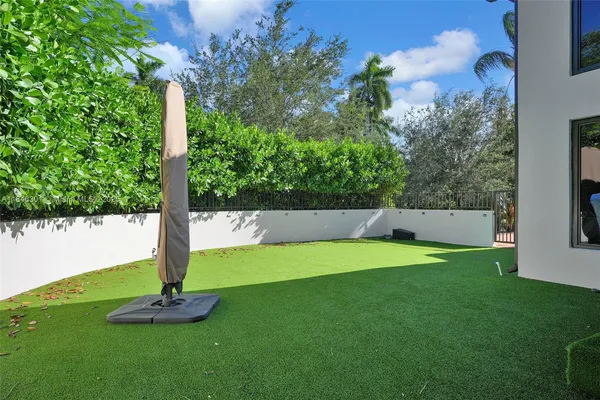 $2,550,000 | 1501 Algardi Avenue, Coral Gables, FL 33146