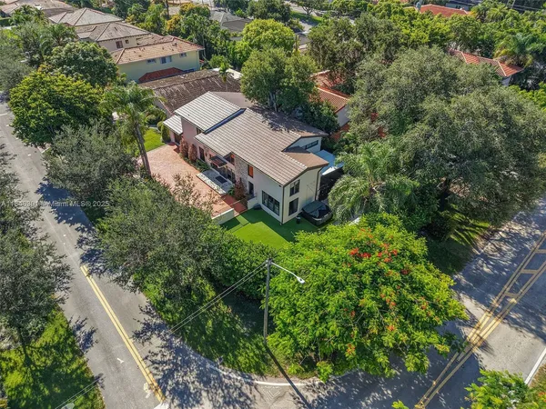 $2,550,000 | 1501 Algardi Avenue, Coral Gables, FL 33146