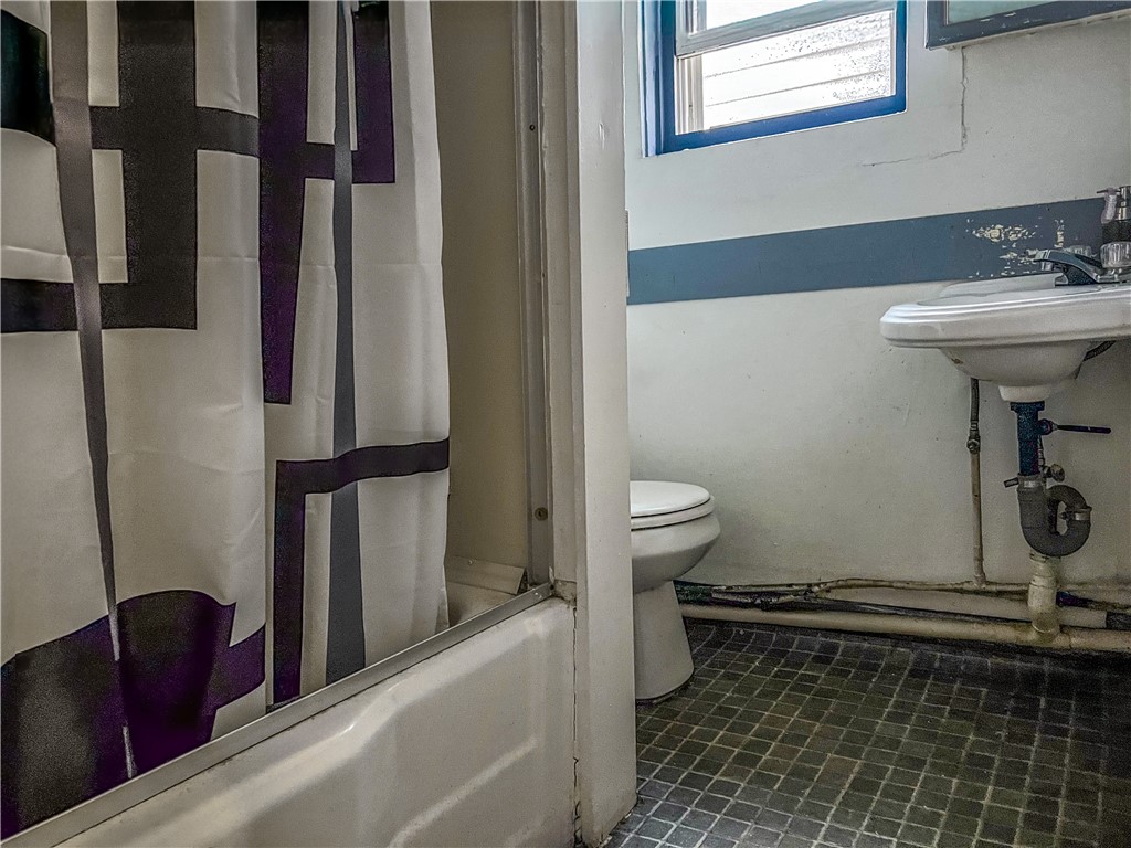 153 Main Street Delhi, NY 13753 - Photo 27 of 30 Second floor apartment - 3 Bedrooms