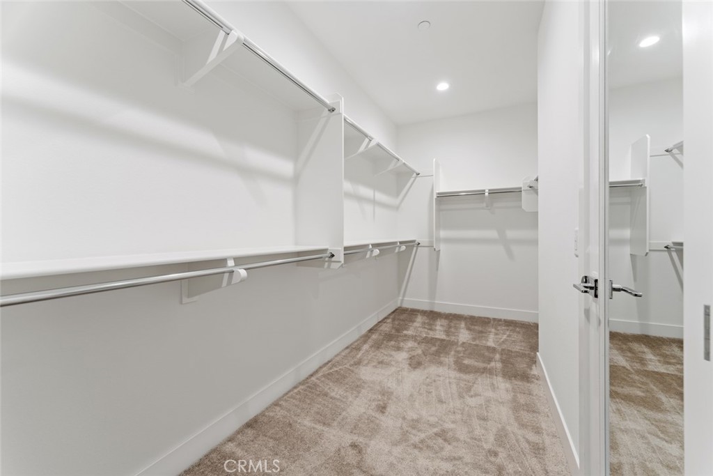 181 Hollyleaf Lake Forest, CA 92630 - Photo 25 of 36 a view of bathroom