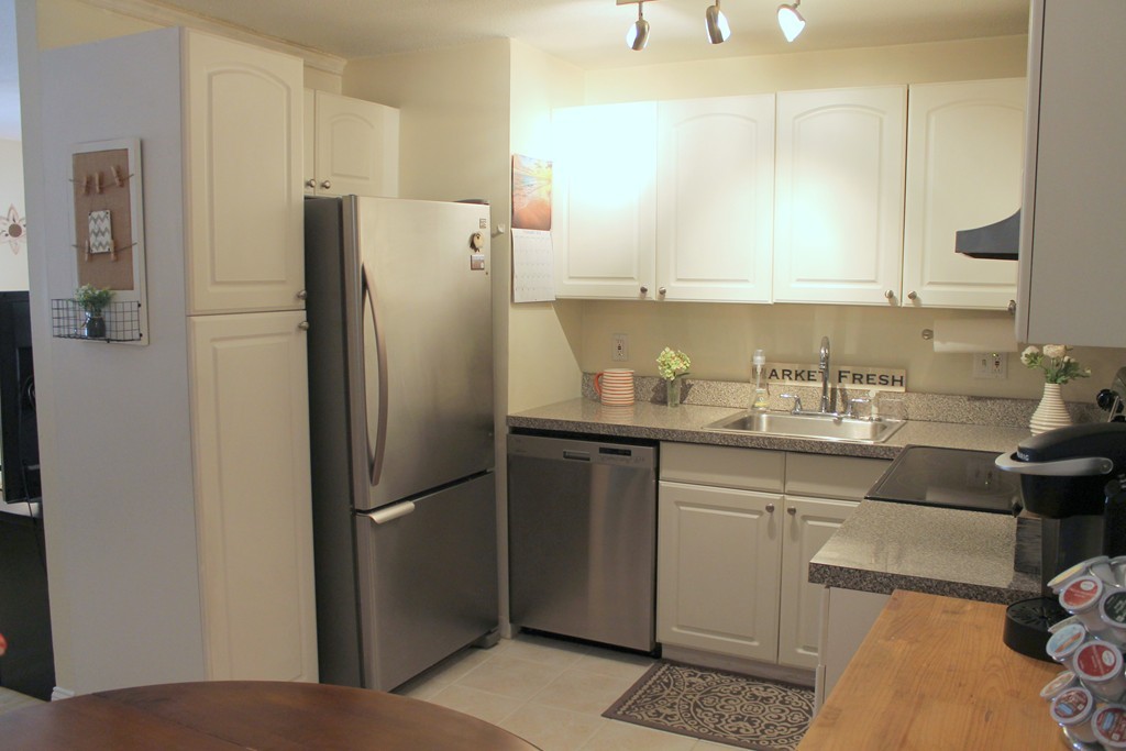 75 Nicholas Road, Unit L Framingham, MA 01701 - Photo 3 of 13 Gallery Image 3