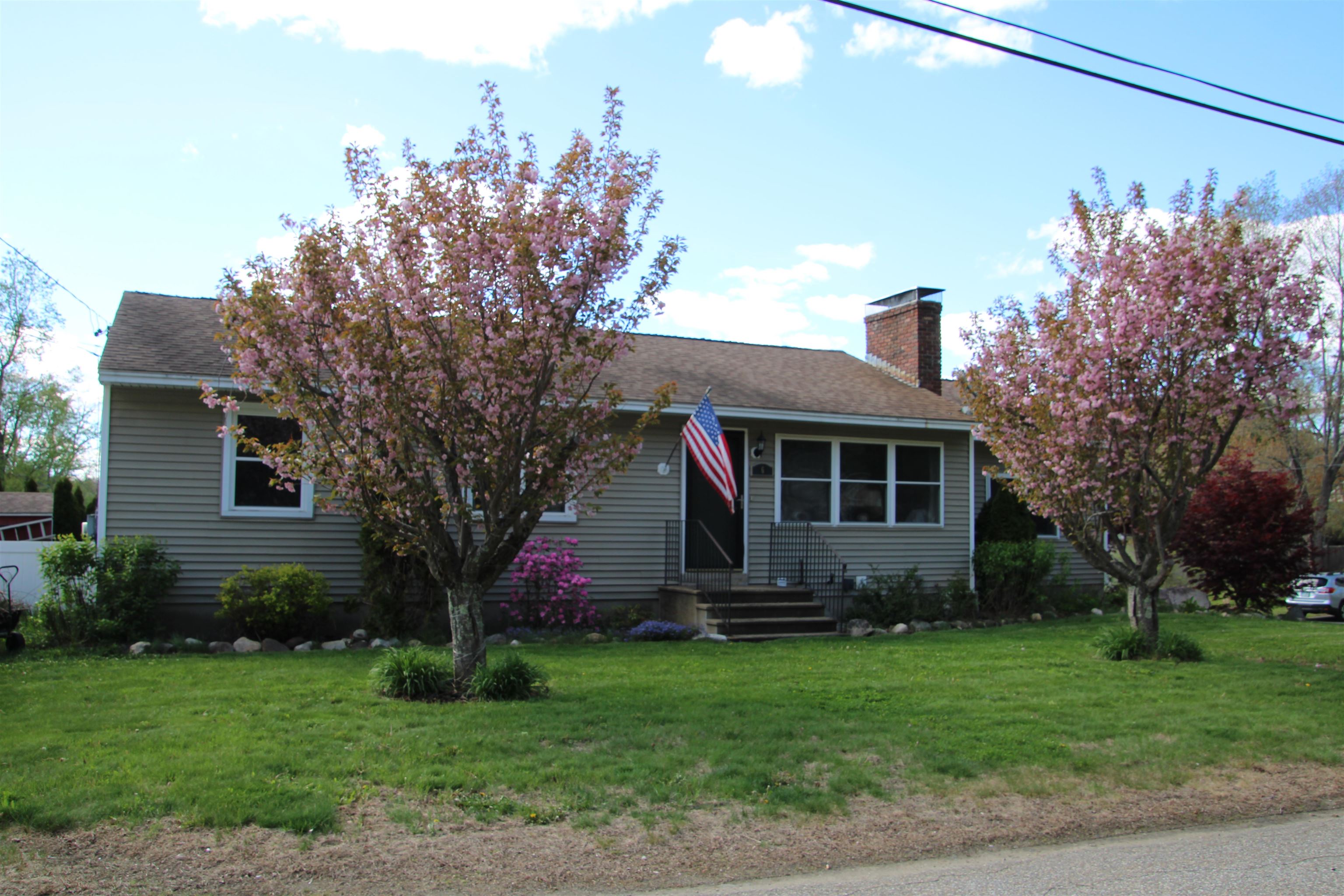 6 Ray Drive Hooksett, NH 03106 - Photo 50 of 52