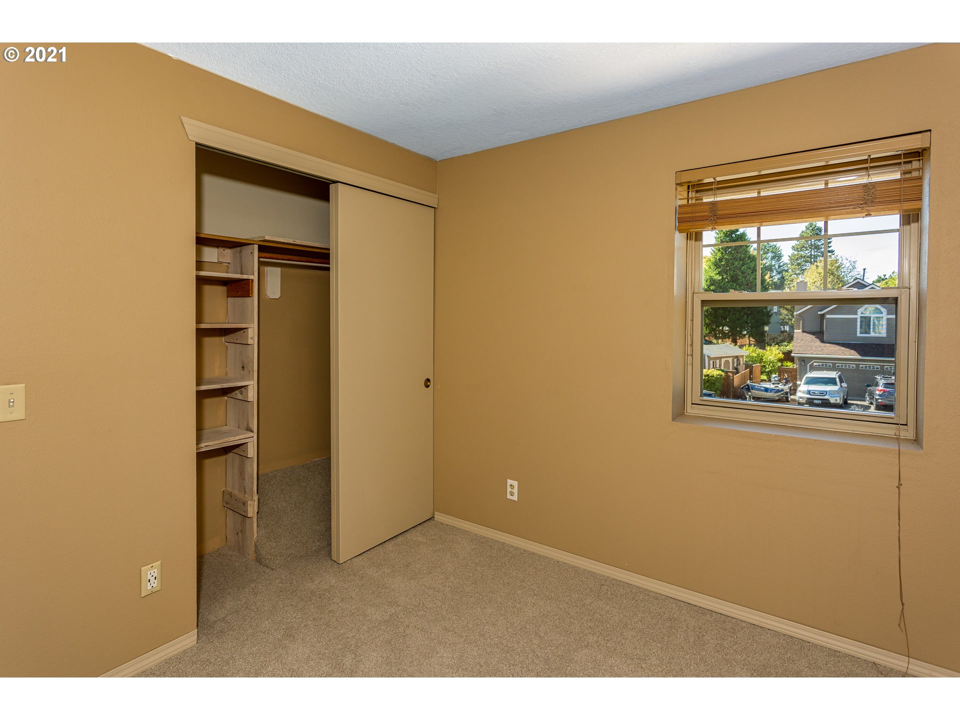 7174 Southwest Linette Way Beaverton, OR 97007 - Photo 17 of 23 Gallery Image 17