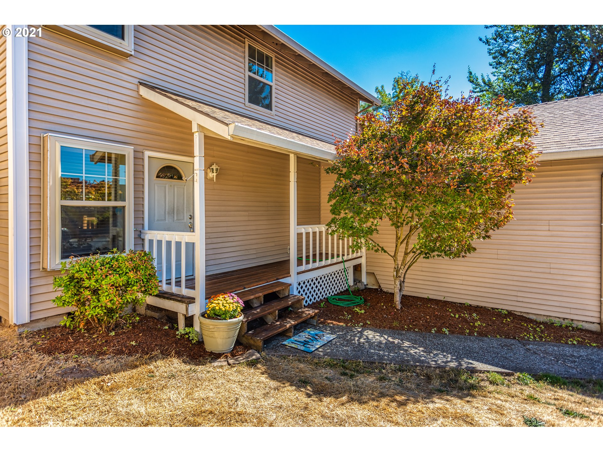 7174 Southwest Linette Way Beaverton, OR 97007 - Photo 3 of 23 Gallery Image 3