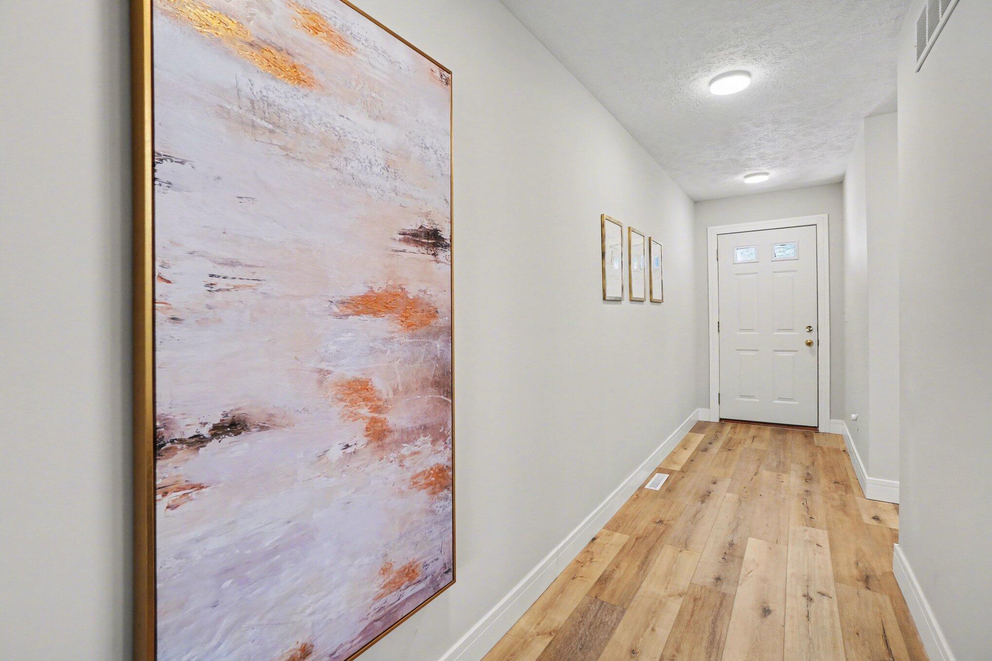 86 Sun Ridge Drive Holland, MI 49424 - Photo 6 of 20 020_dng09933_889