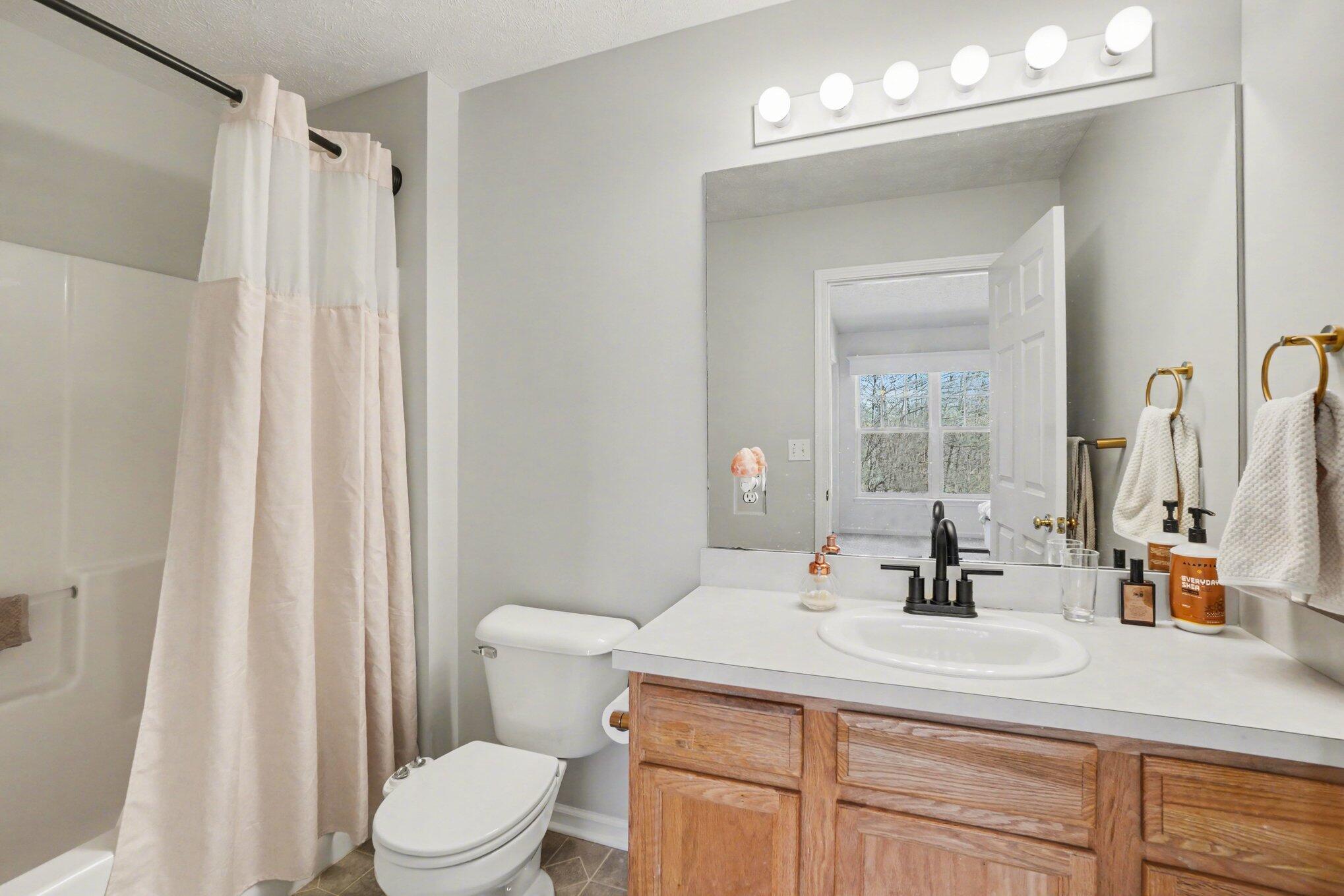 86 Sun Ridge Drive Holland, MI 49424 - Photo 10 of 20 014_dng09903_328