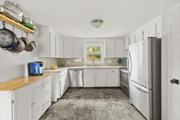 $699,900 | 100 Whiting Street, Hingham, MA 02043
