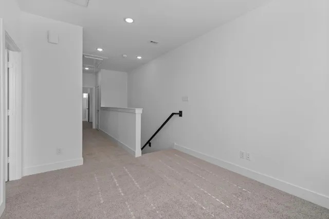 $2,100 | 447 Pk Hl Court, Stafford, TX 77477