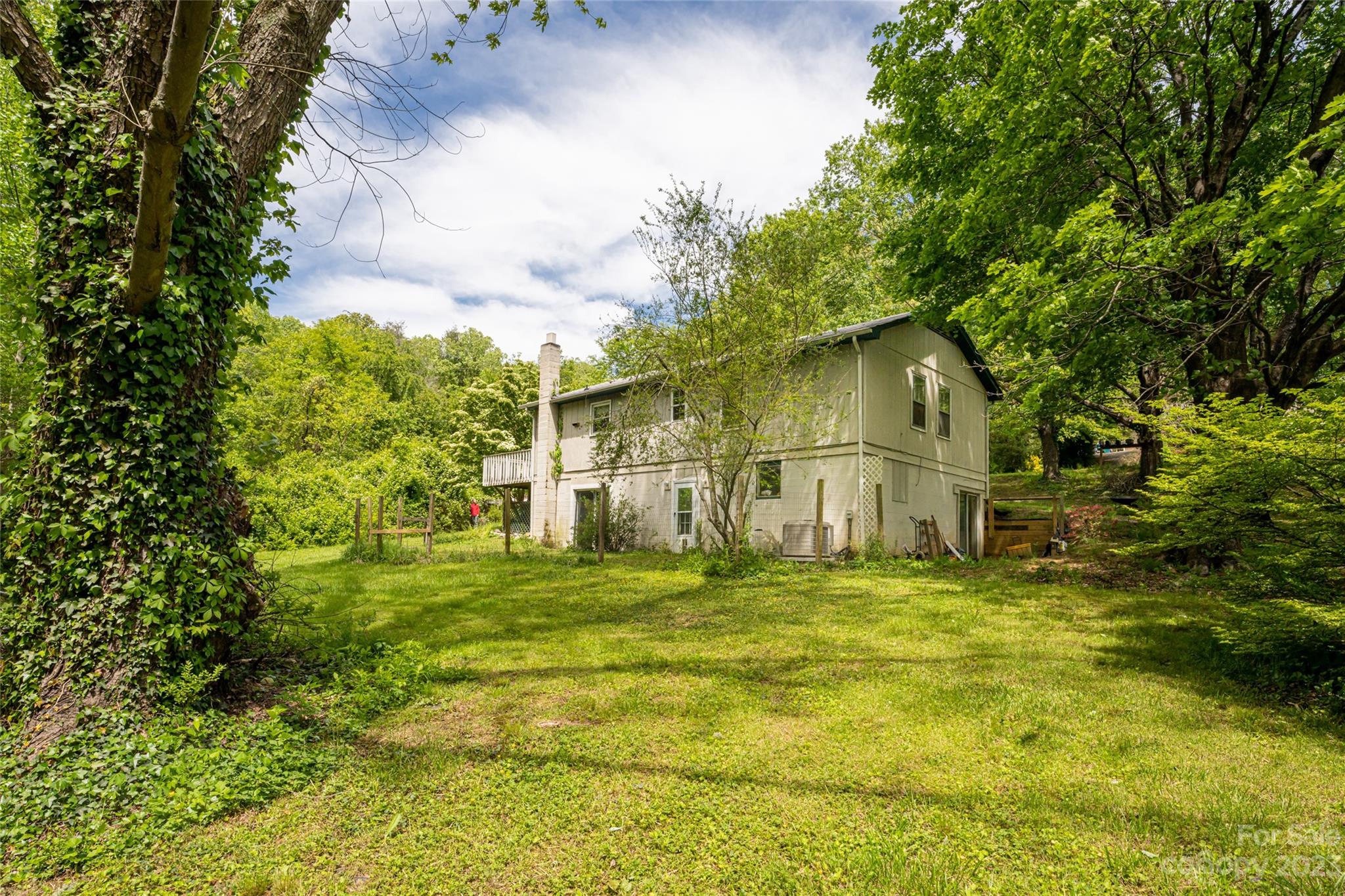 71 Melton Road Candler, NC 28715 - Photo 34 of 35 Gallery Image 34