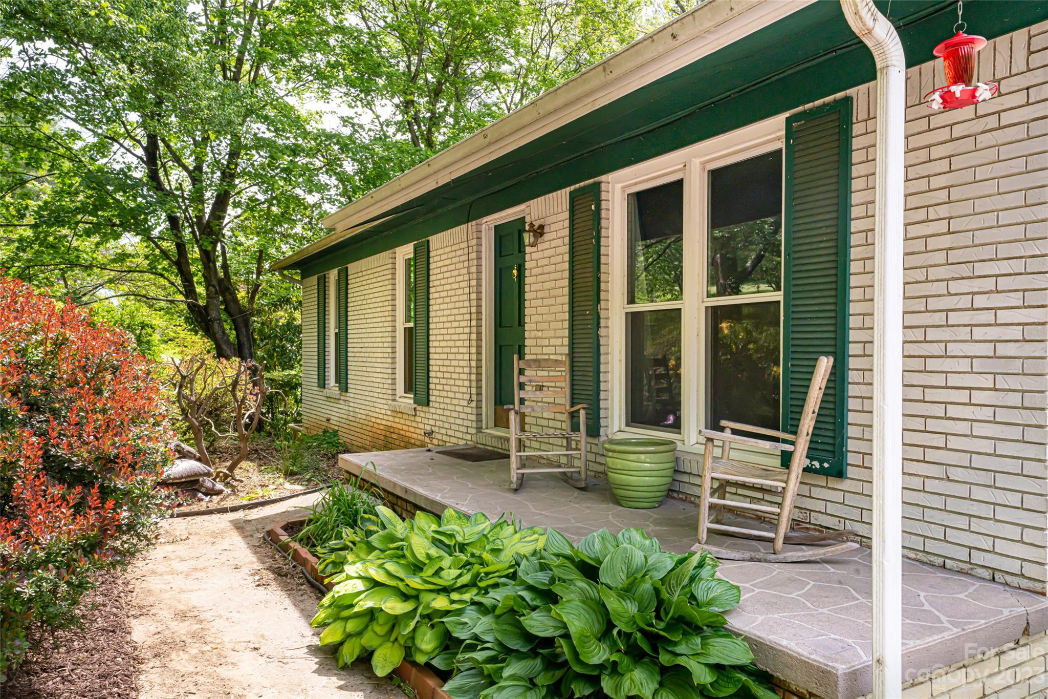 71 Melton Road Candler, NC 28715 - Photo 4 of 35 Gallery Image 4