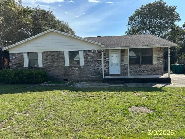 $175,000 | 477 Aleta Avenue, Mary Esther, FL 32569