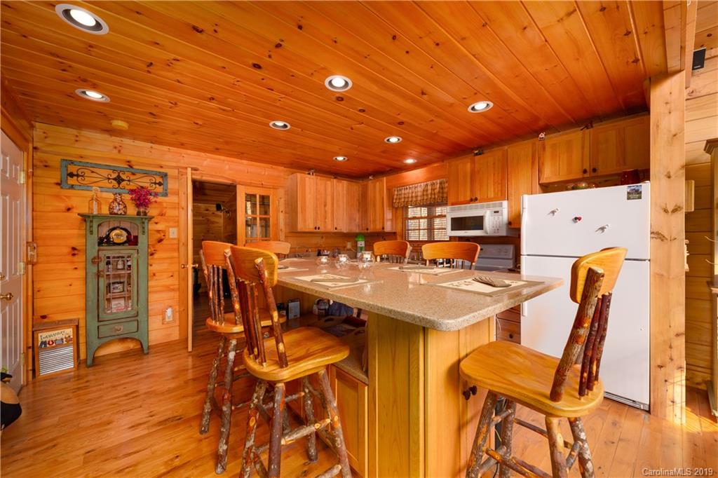 85 Sparkleberry Ridge Waynesville, NC 28785 - Photo 11 of 36 Gallery Image 11