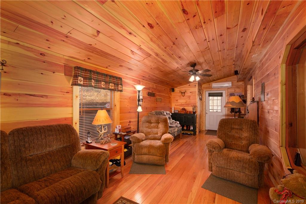 85 Sparkleberry Ridge Waynesville, NC 28785 - Photo 17 of 36 Gallery Image 17