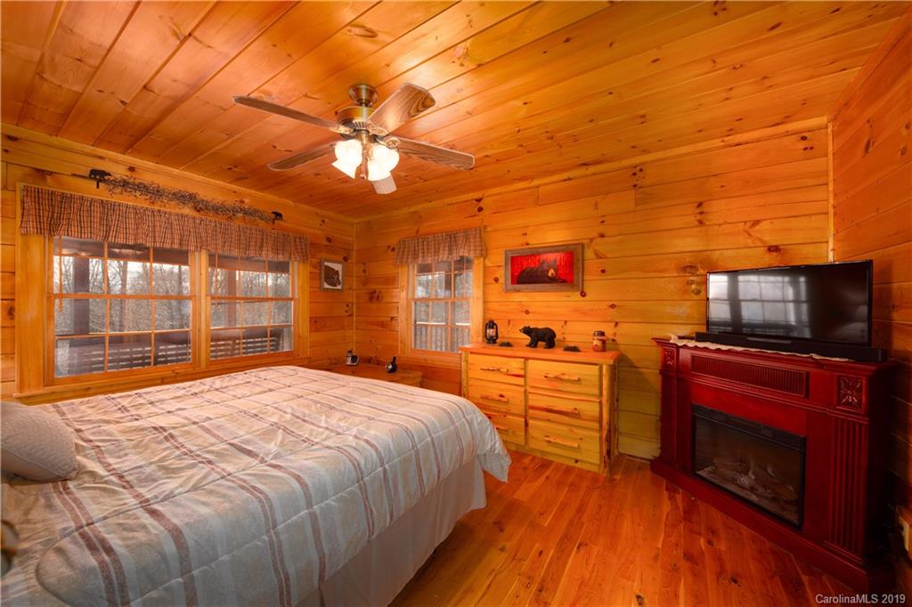 85 Sparkleberry Ridge Waynesville, NC 28785 - Photo 19 of 36 Gallery Image 19