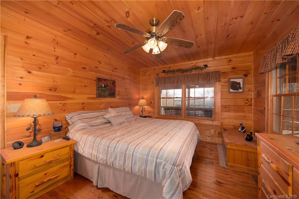 85 Sparkleberry Ridge Waynesville, NC 28785 - Photo 20 of 36 Gallery Image 20