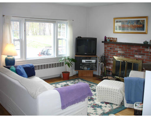 15 Birch Road Littleton, MA 01460 - Photo 3 of 7 Gallery Image 3