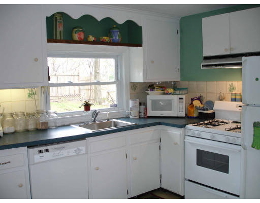 15 Birch Road Littleton, MA 01460 - Photo 4 of 7 Gallery Image 4