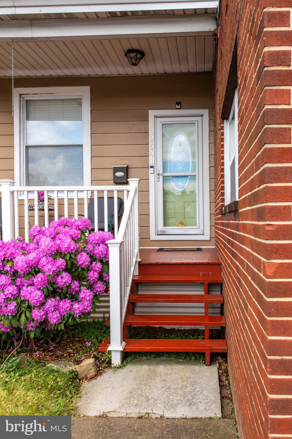 2541 Walnut Street Harrisburg, PA 17103 - Photo 1 of 31