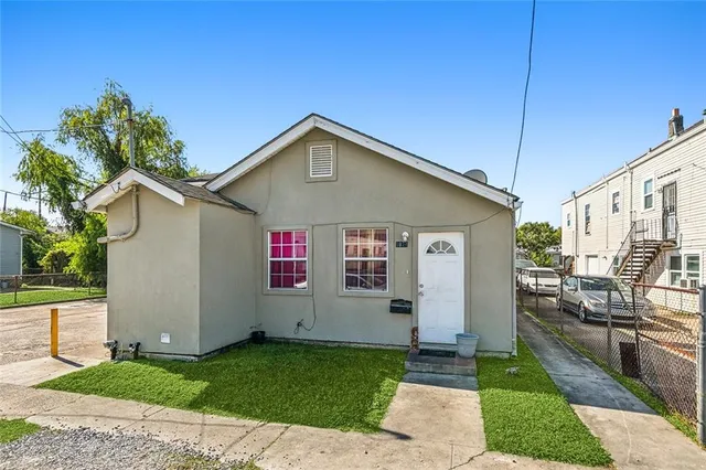 $365,000 | 8816 Spruce Street, New Orleans, LA 70118