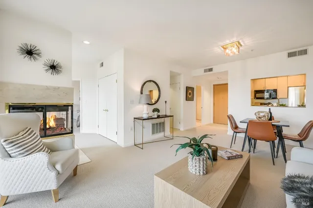 $599,000 | 200 Deer Valley Road, Unit 2G, San Rafael, CA 94903