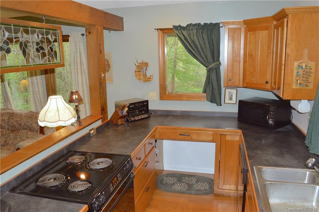 82 Moss Rock Road Maggie Valley, NC 28751 - Photo 13 of 24 Gallery Image 13
