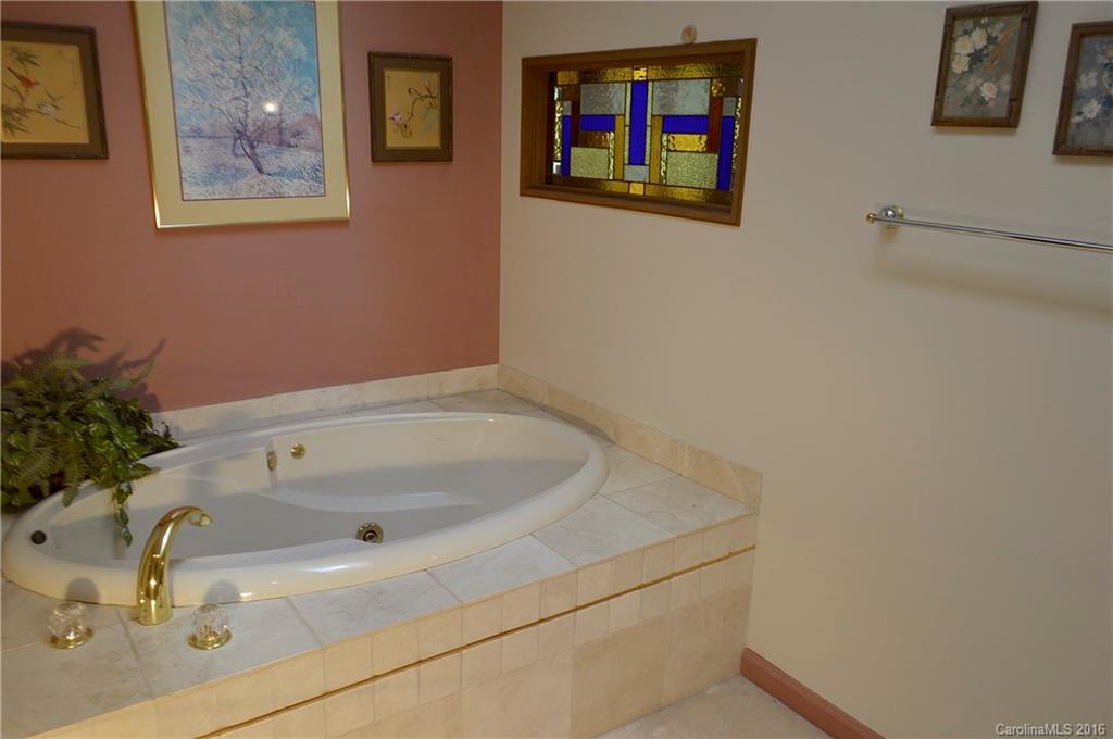 82 Moss Rock Road Maggie Valley, NC 28751 - Photo 16 of 24 Gallery Image 16