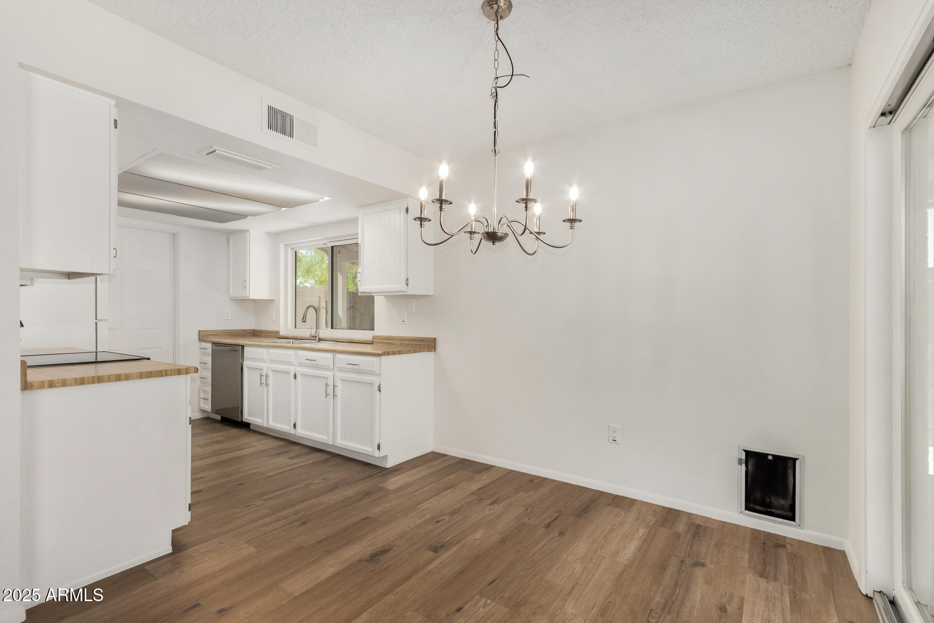 2210 North Los Altos Drive Chandler, AZ 85224 - Photo 11 of 36 14 - Los Altos