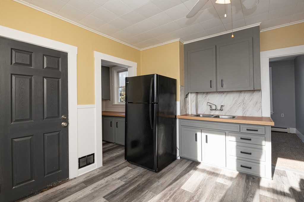 34 Chase Street Beverly, MA 01915 - Photo 14 of 37