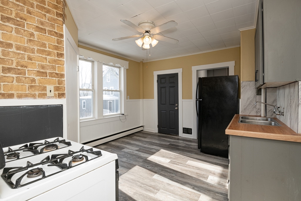 34 Chase Street Beverly, MA 01915 - Photo 16 of 37