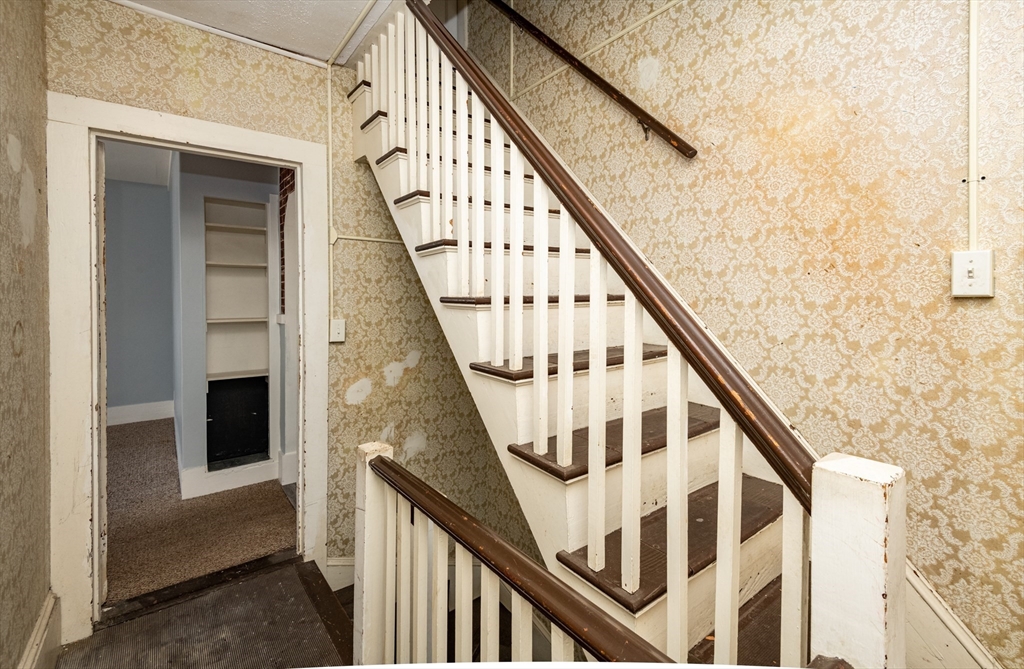 34 Chase Street Beverly, MA 01915 - Photo 30 of 37