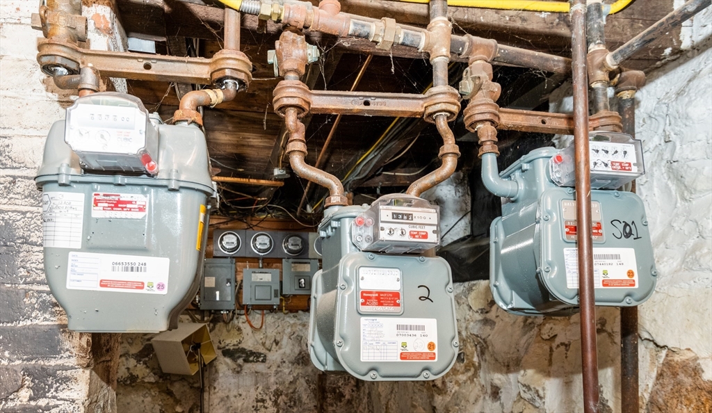 34 Chase Street Beverly, MA 01915 - Photo 32 of 37