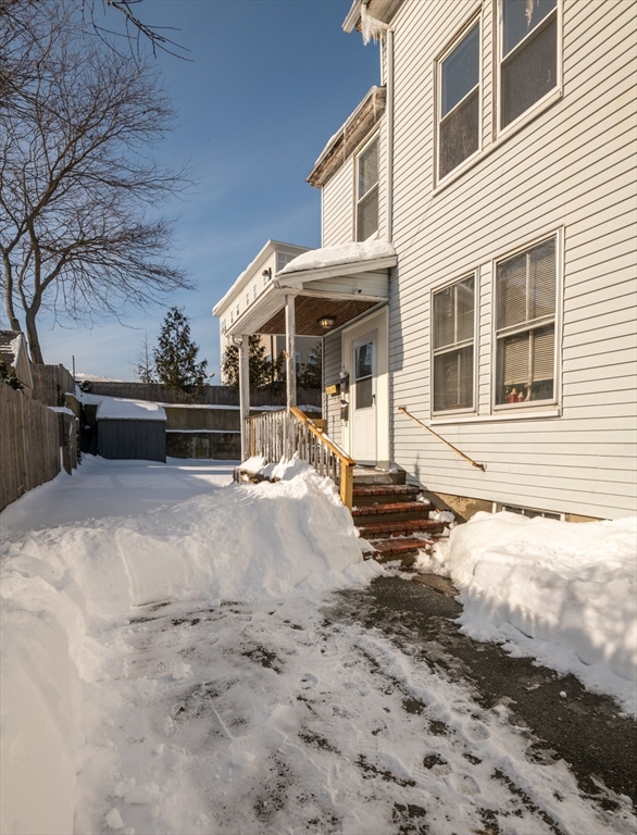 34 Chase Street Beverly, MA 01915 - Photo 4 of 37