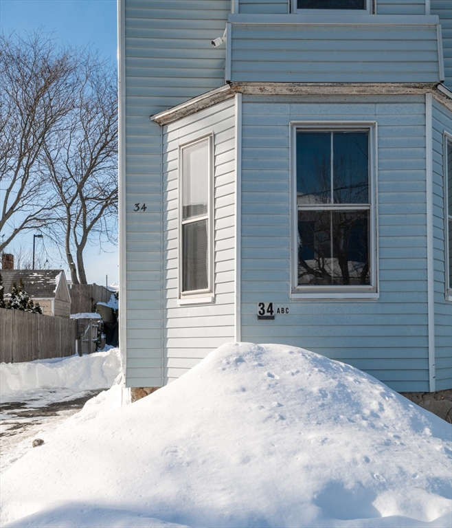 34 Chase Street Beverly, MA 01915 - Photo 5 of 37